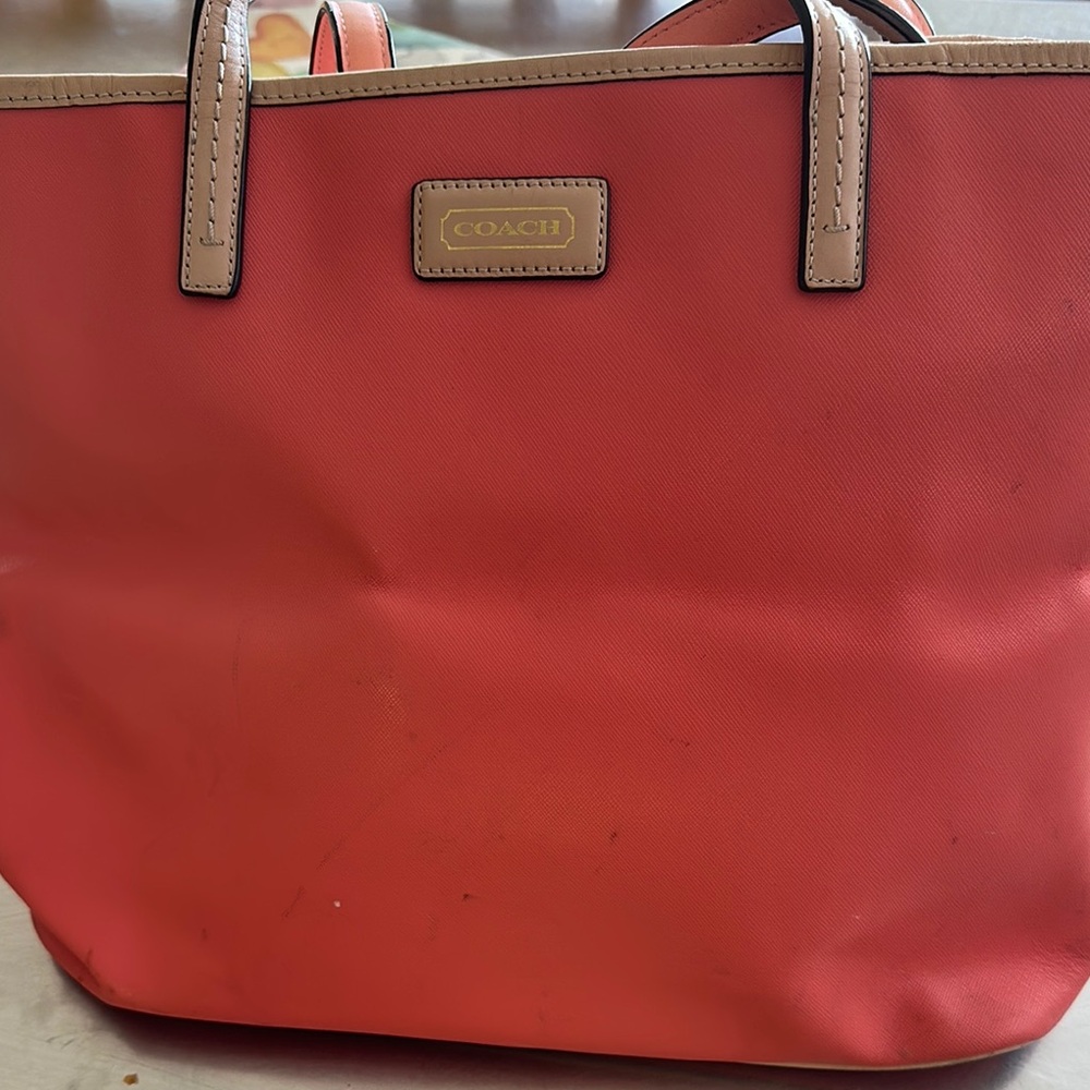 Coach Pink Tote Bag with Structured Design